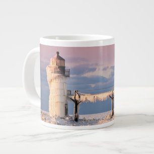 Grande Tasse Lighthouses   Lake Michigan Lighthouse