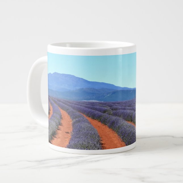 Grande Tasse Lignes de Plantes de lavande en Fleur, Tasmanie Mu (Devant gauche)