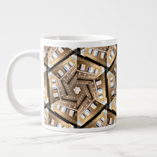 Grande Tasse L'ingénieur du son extra fatigué Coffee Cup (Gauche)