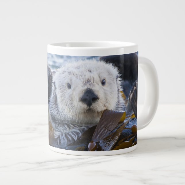 Grande Tasse Loutre de mer enveloppée de kelp (Devant droit)