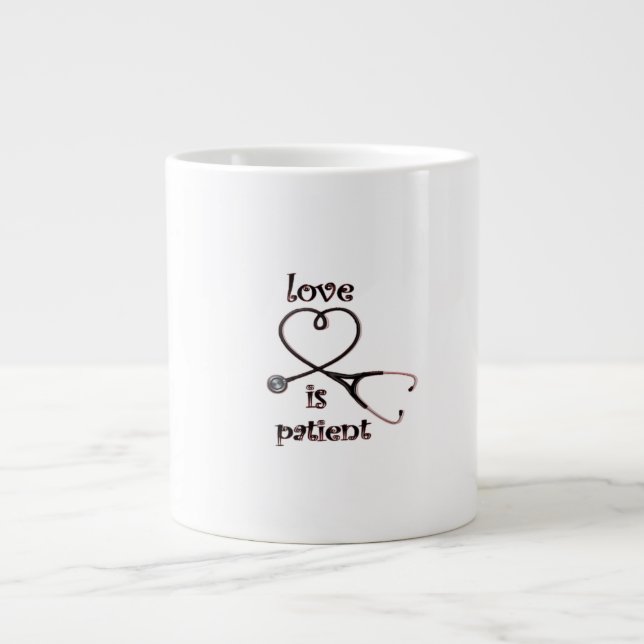 Grande Tasse Love Is Patient Clean Layout  (Devant)