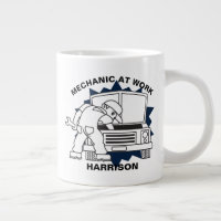 Mécanicien au travail Réparations automatiques