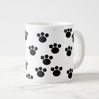 Grande Tasse Motif Empreinte de patte animal. Noir et Blanc.