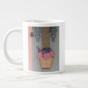 Grande Tasse Panier de drapeaux - Martha's Vineyard