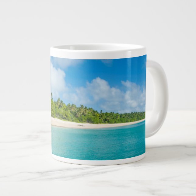 Grande Tasse Plage bordée de palmiers, Tonga (Devant droit)