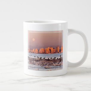 Grande Tasse Pleine lune sur San Diego