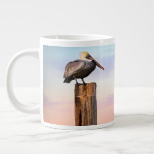 Grande Tasse Posts & a Pelican Fort Myers Beach, Floride