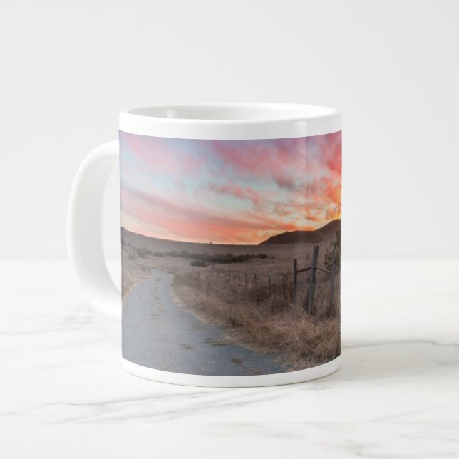 Grande Tasse Premier coucher du soleil du jour (Devant gauche)