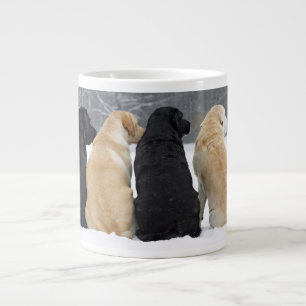 Grande Tasse Quatre Chiens du Labrador en neige