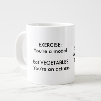 Grande Tasse Rappels positifs du modèle d'actrice