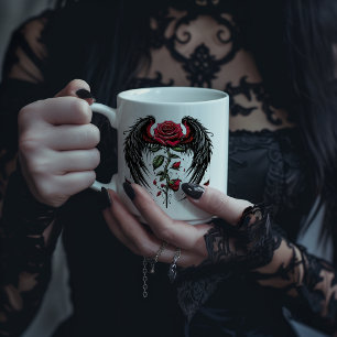Grande Tasse Rose Rouge Ailé Gothique