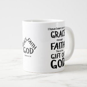 Grande Tasse Sauvé par la grâce par la foi Ephésiens noirs 2:8