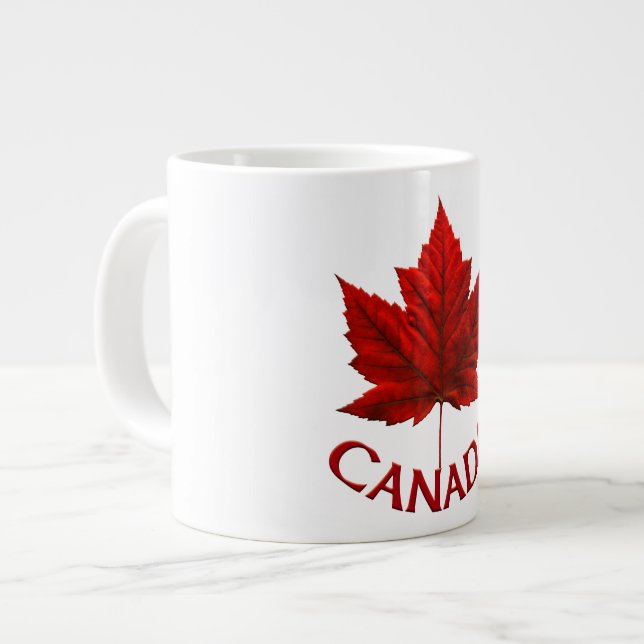 Grande Tasse Souvenir du Canada  (Devant gauche)