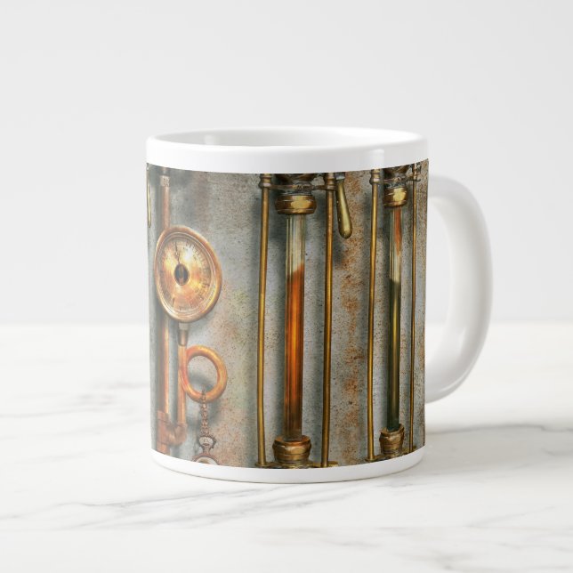 Grande Tasse Steampunk - Le collecteur de lubrification (Devant droit)