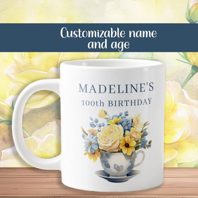 Grande Tasse Teacup bleu Dusty Fleurs jaunes (Dusty blue teacup and yellow floral 100th birthday party mug)
