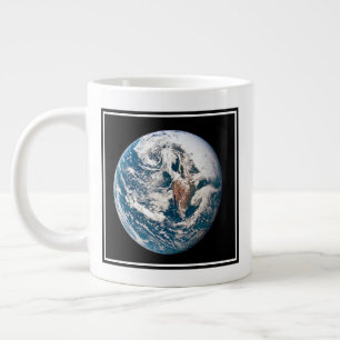 Grande Tasse Une Terre Tirée De L'Appareil Spacecraft Apollo 10