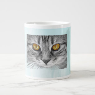 Grande Tasse visage de chat sous l'océan bleu