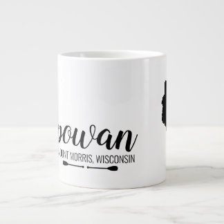 Grande Tasse Votre lac préféré du Wisconsin avec des canots
