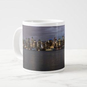 Grande Tasse Vue panoramique de début de soirée de Manhattan