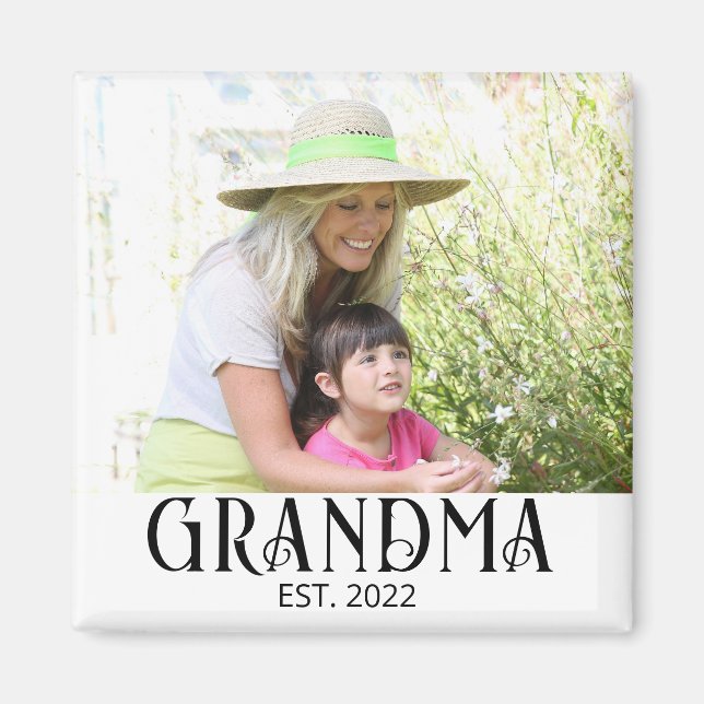 Grandma Established Photo Gift Magnet (Devant)