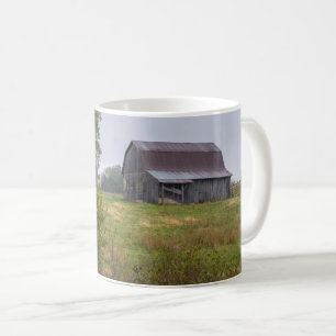 Grange Sur Une Colline De Café Mug