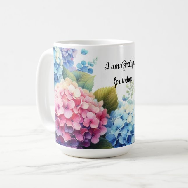 Gratitude Watercolor Hydrangeas Coffee Mug (Devant gauche)