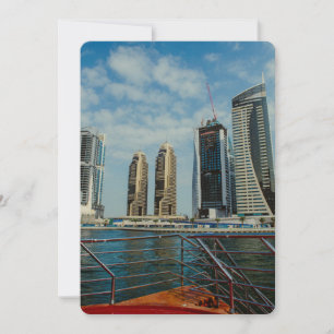 Gratte-ciel dans la marina de Dubaï