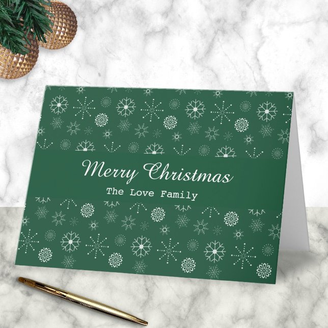 Green Modern Snowflakes Joyeuse carte de Noël (Merry Christmas Family Card)