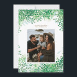 Green Winter Berries Noël Carte photo de vacances<br><div class="desc">Blanc Vert hiver Aquarelle Berries Joyeux Carte photo de Noël. Un beau design carte photo avec des baies d'aquarelle dessinées à la main et des pins créant un cadre pour une carte de noël élégante avec votre photo sur le devant, et un fond à motifs. Vous pouvez également remplacer le...</div>