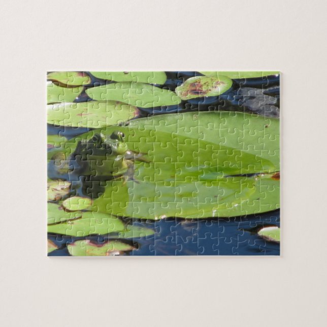 Grenouille sur un puzzle de protection de lis (Horizontal)
