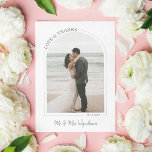 Grey Belle Arc Mariage Photo Love & Merci<br><div class="desc">Beau et élégant carte de remerciements photo à envoyer à vos invités mariages. Carte de remerciements mariage double face avec deux photos, une dans un cadre en arc avec LOVE & THANKS écrit dans une courbe. Carte de remerciements mariage blanc avec vos noms dans un script de brosse gris moderne....</div>