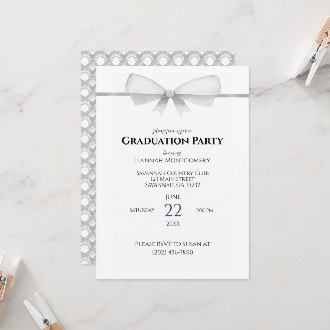 Grey Coquette Bow Graduation Invitation (Devant/Arrière en situation)