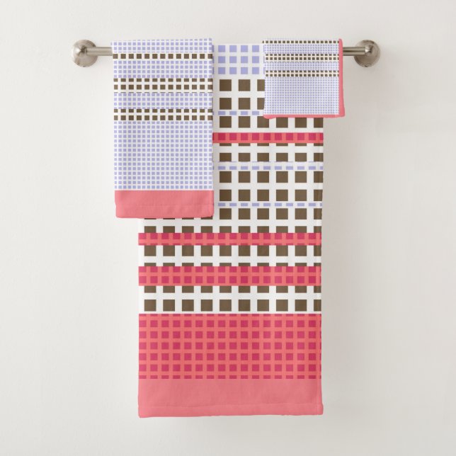 Gris, rose, brun, plaid (En situation)