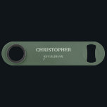 Groomsman Cadeau Personnalisé Monogramme Mariage<br><div class="desc">Monogramme cadeau mariage personnalisé ouvre-bouteille pour les groomsmen. Customisez-le avec vos propres détails. Pour plus de personnalisation,  cliquez sur le lien "Personnaliser" et utilisez les outils de design avancés de Zazzle pour customiser ce modèle.</div>