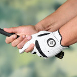 Groomsmen Mariage nuptiale Gant de golf<br><div class="desc">Faites-vous plaisir avec nos gants de golf personnalisés Groomsmen, un mélange parfait de style et de fonctionnalité pour votre mariage. Conçus à partir de matériaux haut de gamme pour un confort et une adhérence supérieurs, ces gants de golf personnalisés peuvent être personnalisés avec le nom ou les initiales de chaque...</div>