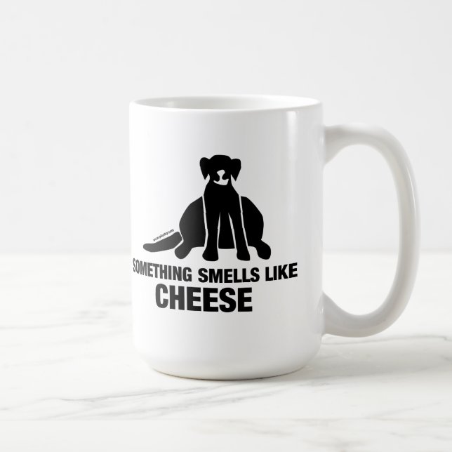 Gros chien - quelque chose sent comme la tasse de (Droite)