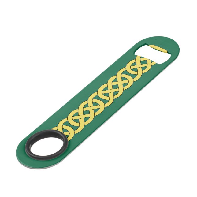 Groupe de nouage celtique (Devant angulaire)