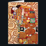 Gustav Klimt - L'Embrace - Peinture d'Art<br><div class="desc">Montrant un homme et une femme enveloppé dans une étreinte de passion semblable à "The Kiss", ce tableau Art Nouveau de 1904 a été commandé dans le cadre d'une mosaïque pour la salle principale du Palais Stoclet en Belgique. Contrairement à des magasins similaires, Art Lover's Cafe présente des oeuvres d'art...</div>