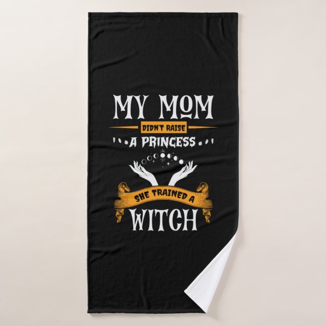 Halloween Ma mère a formé une sorcière Anniversair (Serviette de bain)