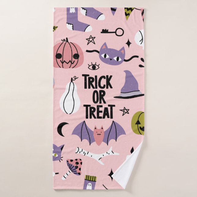 Halloween sans couture motif avec différentes voit (Serviette de bain)
