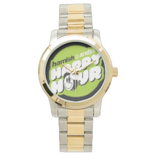 Hamish et montre colorée par or de l'heure