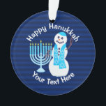 Hanoukka Juif Snowman Blue Menorah Chrismukkah<br><div class="desc">Accrochez-vous à cet ornement Hanoukka personnalisé depuis une fenêtre, le manteau de cheminée ou sur le buisson Chanukkah si vous en avez un. Votre texte blanc personnalisé apparaît sur les bandes bleu marine d'un côté, sans texte et une version plus grande du bonhomme de neige souriant et de Hanukiah bleu...</div>