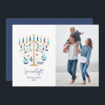 Hanoukka Love & Light Floral Menorah Carte photo<br><div class="desc">Hanoukka Love & Light Floral Menorah Carte photo. Personnalisez le texte personnalisé ci-dessus. Vous pouvez trouver d'autres éléments de coordination dans notre collection "Floral Hanoukka Menorah and Dreidel".</div>