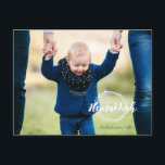 Happy Hanoukka Snow Bubbles Wreath Photo Cartes po<br><div class="desc">Elégante et mignonne Happy Hanoukka Snow Bubbles Wreath Holiday Photo Les cartes postales sont parfaites pour tous vos amis et votre famille cette saison de vacances. Customisez le texte avec votre nom de famille et l'année et échangez la photo pour une photo de vos enfants, de votre animal de compagnie...</div>