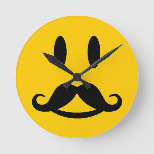 Happy Mustache horloge murale