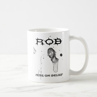 HAUSSE DE ROB SUR LA TASSE DE LOGO DE CROYANCE