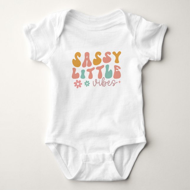 Haut à manches courtes Sassy Little Vibes – Mignon (Devant)