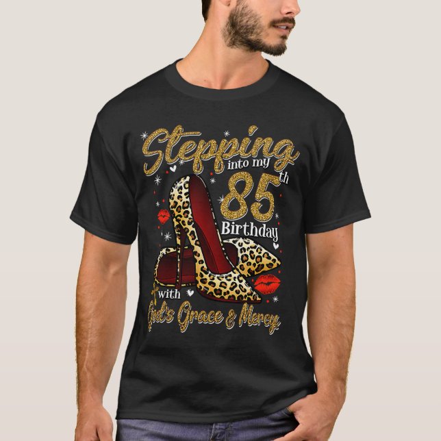 Haut talons entrant en mai 85e anniversaire 85 et  (Devant)