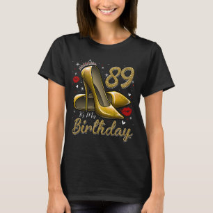 Haut talons entrant en mai 89e anniversaire 89 et