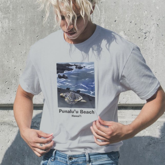 Hawaii Sea Turtle on Black Sand Beach T-Shirt (Créateur téléchargé)